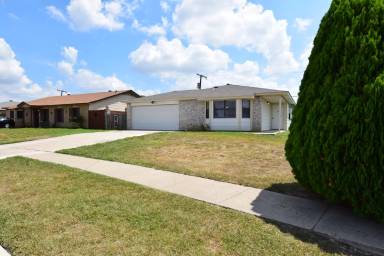 Main picture of 2602 Boyd Ave