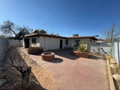 Main picture of 3026 E Alta Vista St