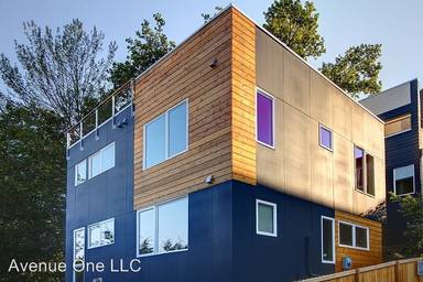 Main picture of 416 19th Ave E