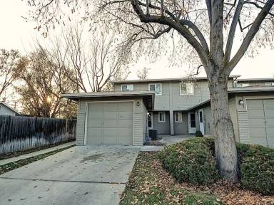 Main picture of 2571 S Waterbury Ln