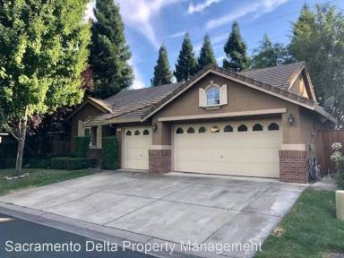 Main picture of 720 Intarsia Ct