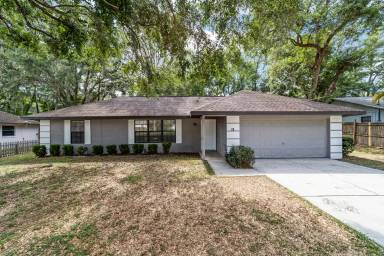 Main picture of 35 Pine Cir