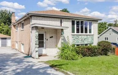 Main picture of 7840 Cronin Ave