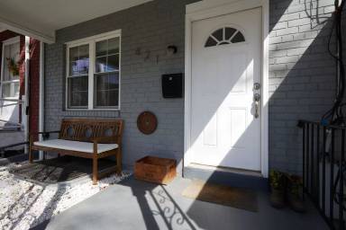 Main picture of 421 Longfellow St NW