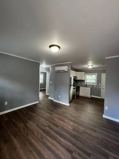Main picture of N 1st Street Apartments