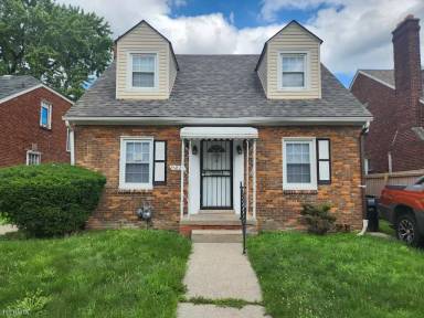 Main picture of 16824 Birwood St