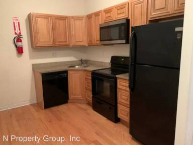 Main picture of 1816 Cecil B Moore Ave