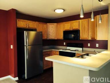 Main picture of 15451 Claremont Dr N