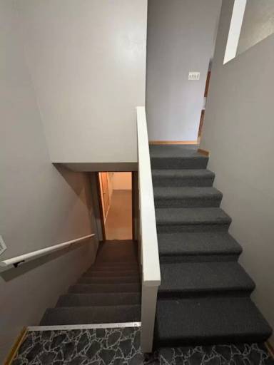 Main picture of 454 Clearbrook Dr