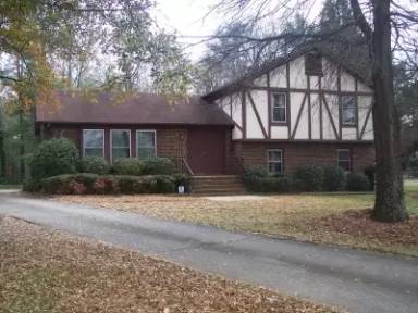 Main picture of 6020 Doncaster Dr