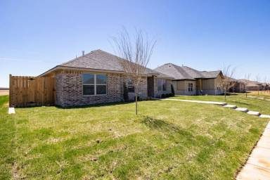 Main picture of 2801 Tampa Bay Ave