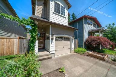 Main picture of 3909 SE Crystal Springs Blvd