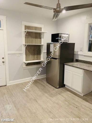 Main picture of 10455 S Cottage Grove Ave