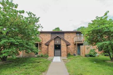 Main picture of 500 Columbia Dr