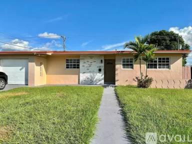 Main picture of 9251 SW 17th St