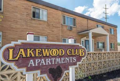 Main picture of Lakewood Club Apartments