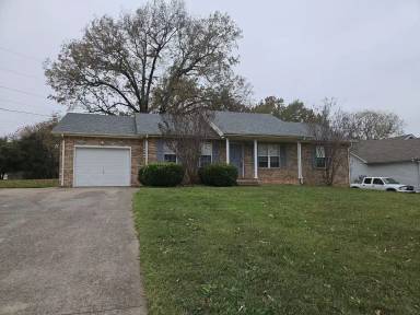 Main picture of 2664 Derby Dr