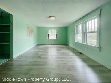 Main picture of 722 N Reserve St