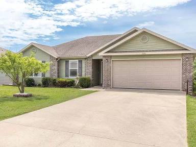 Main picture of 523 Amber Ave