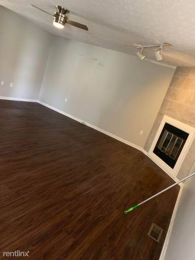 Main picture of 3660 Walden Dr