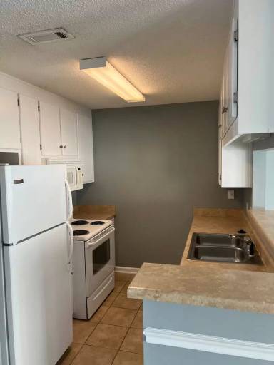 Main picture of 153 Concord Ave