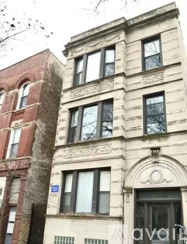 Main picture of 1402 N Maplewood Ave