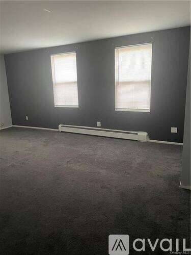 Main picture of 3320 White Plains Rd