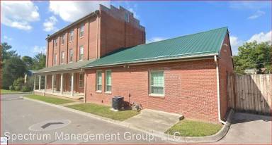 Main picture of 111 W McKinney Ave