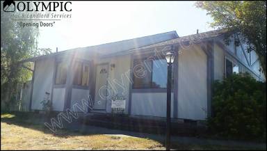 Main picture of 914 Schonberg Ln SE