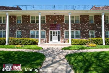 Main picture of 5828 Erskine St