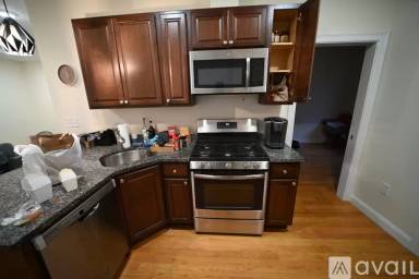 Main picture of 549 Washington St