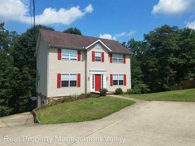 Main picture of 2 Royal Oaks Ln
