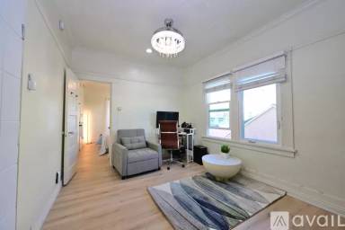 Main picture of 50 Navy St