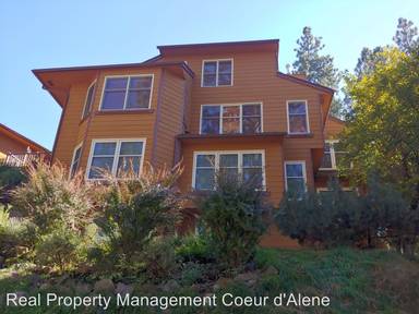 Main picture of 10421 N Lakeview Dr