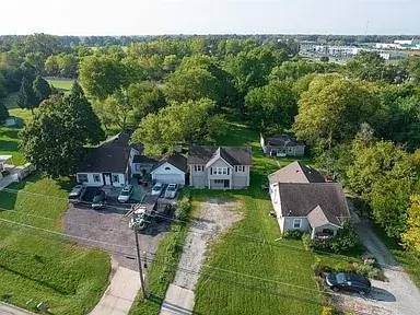 Main picture of 2313 Mounds Rd