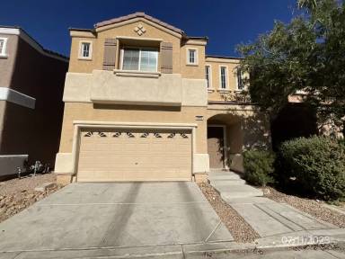 Main picture of 9586 Whiptail St