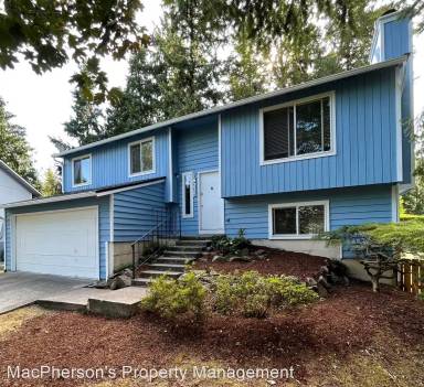 Main picture of 16225 NE 107th Ct