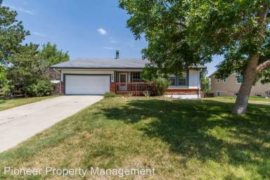 Main picture of 7727 Estes Ct