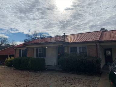 Main picture of 311 E Shelby Dr