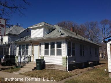 Main picture of 219 E 10th St