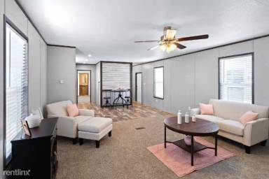 Main picture of 1205 W Circle Dr
