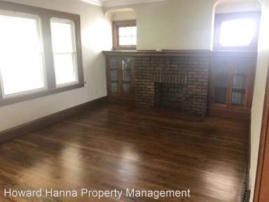 Main picture of 2192 Wyandotte Ave