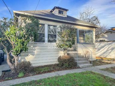 Main picture of 2037 SE Harold St
