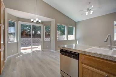 Main picture of 3372 Verdeca Way