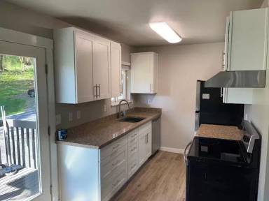 Main picture of 18730 Yew Way