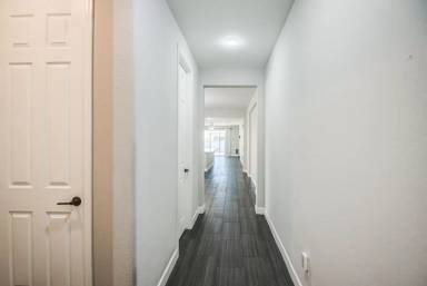 Main picture of 17163 W Hadley St