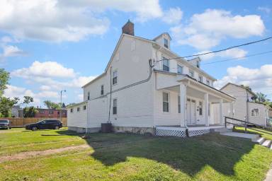 Main picture of 332 Front St