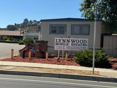 Main picture of Lynnwood Wood Mobile Estates