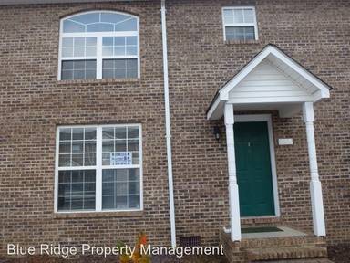 Main picture of 202 Waterford Ct