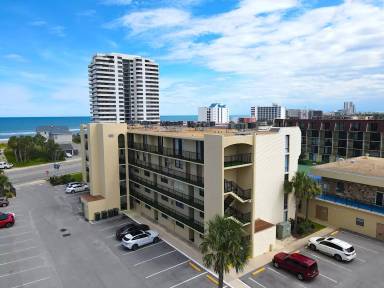 Main picture of 1441 N Atlantic Ave